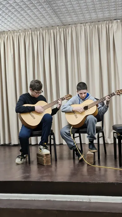 ВМЕСТЕ ВЕСЕЛО ИГРАТЬ